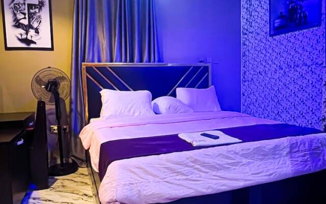 Ciara Jo Hotel and Suites