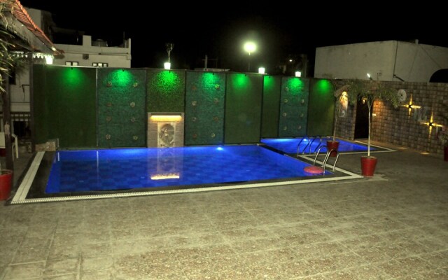 Hotel Grand Bhagwat