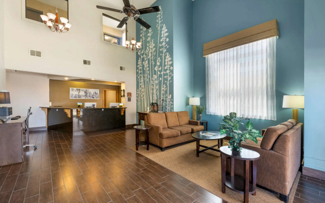 Sleep Inn & Suites Hays I-70