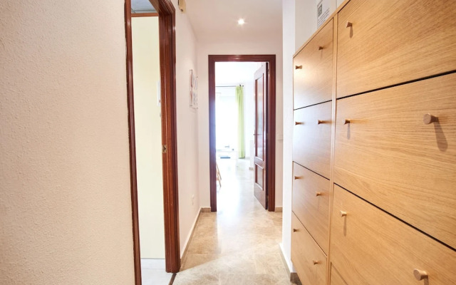 Charming Apt. with parking in Sevilla center