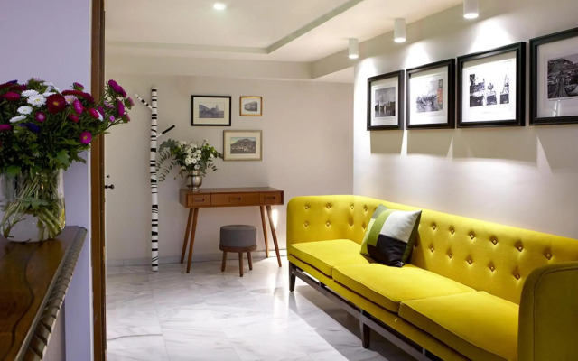 Apollon Library Suites