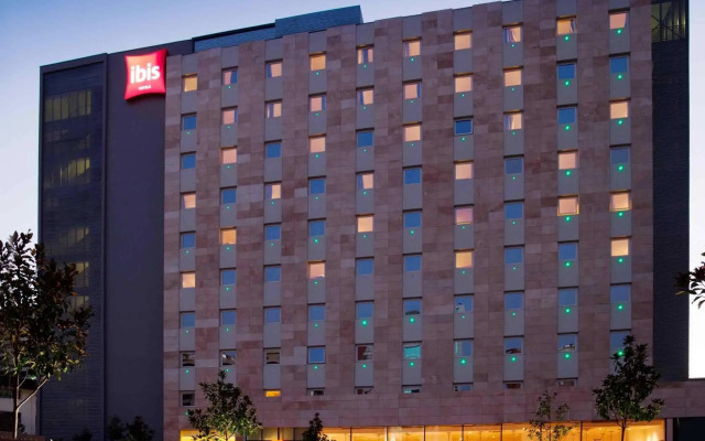 ibis Santiago Las Condes