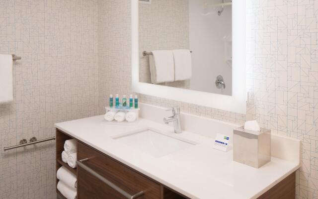 Holiday Inn Express Springfield by IHG