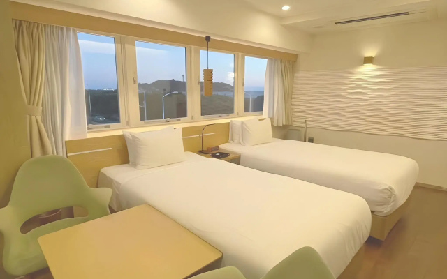 Breath Hotel