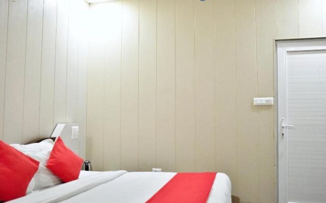 Hotel Vakratunda