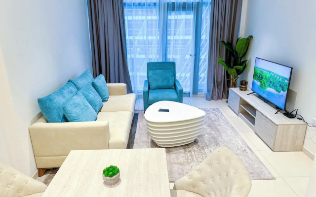 Infinity Pool and Beachfront Apartments - Seven Palm