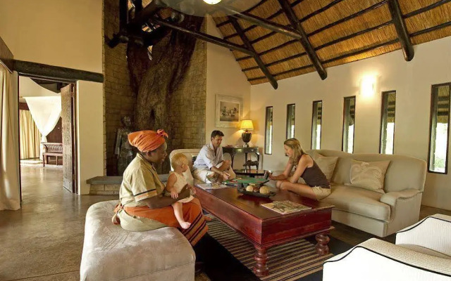 Sanctuary Sussi & Chuma