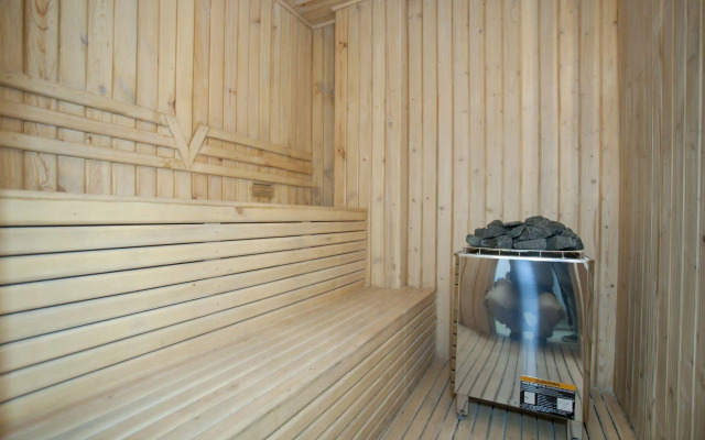 Innotel Luxury Business Hotel
