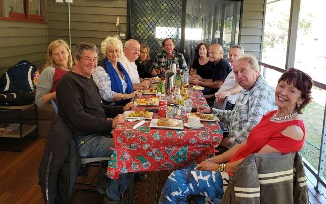 Christmas Creek Cafe & Cabins