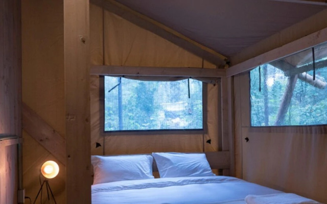 Nuez Incredible Logde in the Forest With Private Jacuzzi