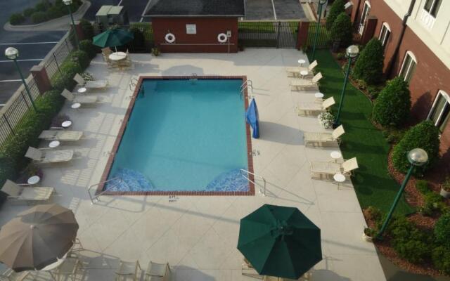 Holiday Inn Express & Suites Tuscaloosa-University by IHG