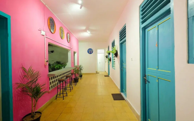 Snooze Hostel Malang
