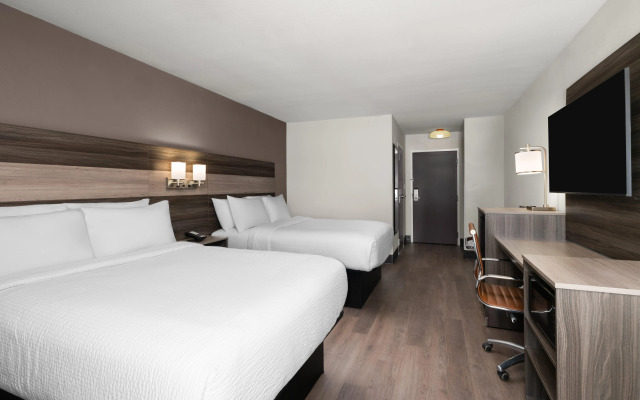 Garner Hotel August West by IHG