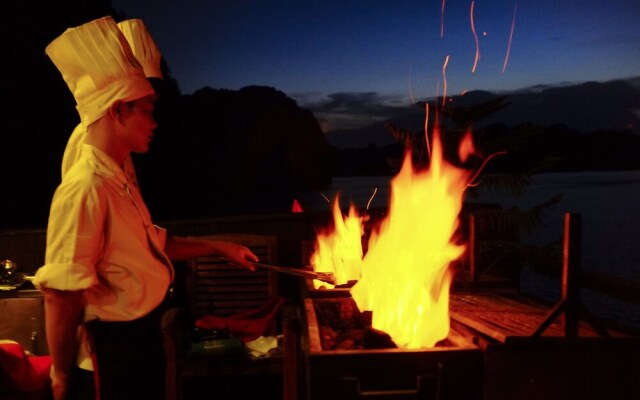 Halong Glory Legend Cruise