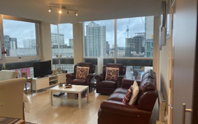 Inviting 2-bed Apartment in Birmingham