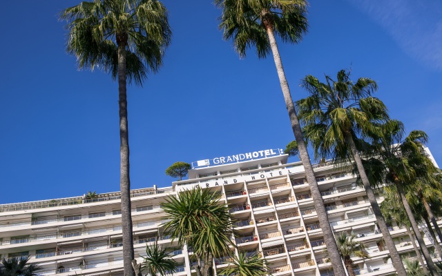 Отель Mondrian Cannes