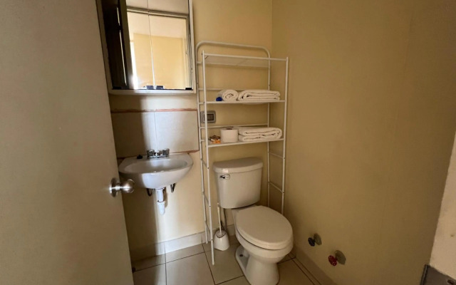 Departamento céntrico y moderno, exelente ubic.