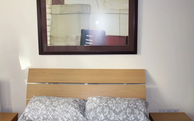 ROC Apartments - Quartz