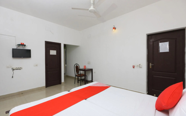 OYO 20004 SilverKey Kodambakkam