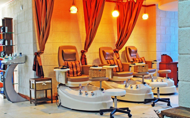 Accra Beach Hotel & Spa