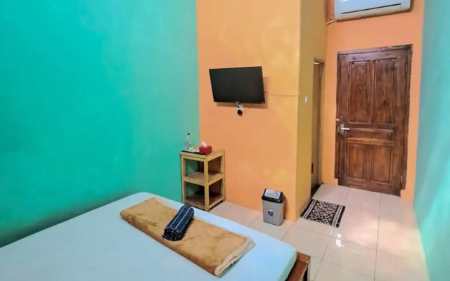 OYO 90578 Dinar Family