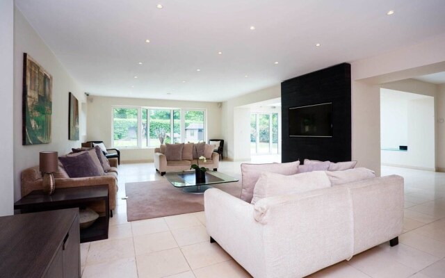 Veeve - Wimbledon Parkside
