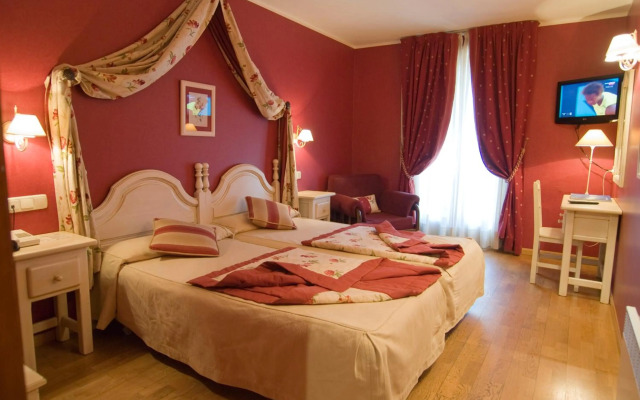 Hotel Pradas Ordesa