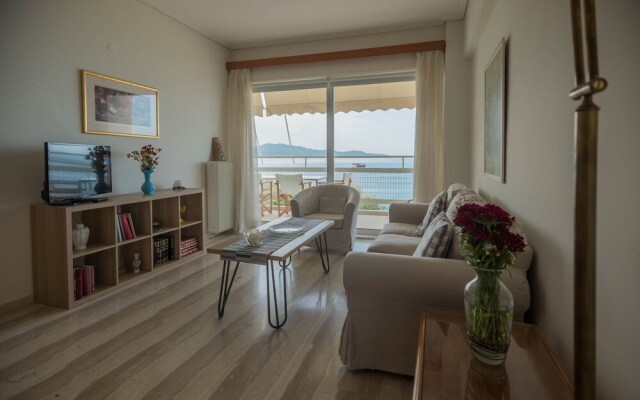 Seafront Apartment Grace