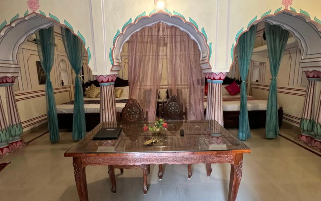 Rawla Mrignayani Palace