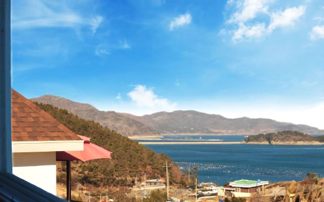 Yeosu Odongdo Pension