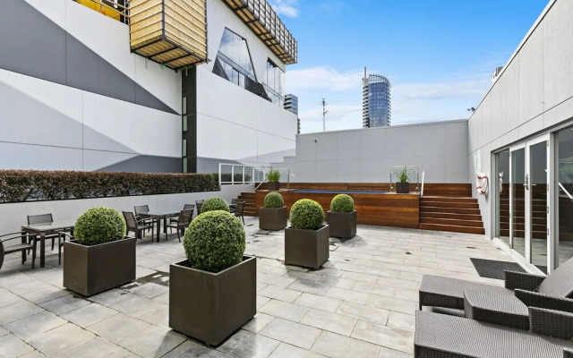 Penthouse with Stunning City Views