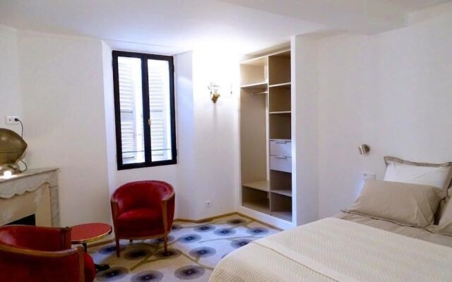 Demeure d'Hotes Le Rocher