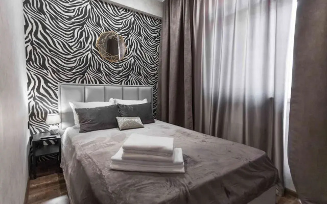 More Apartments na Estonskoy 37 k 8