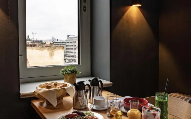 The Viaduct Suites & More