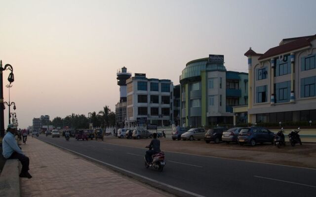 OYO 3670 near Marine Drive Road