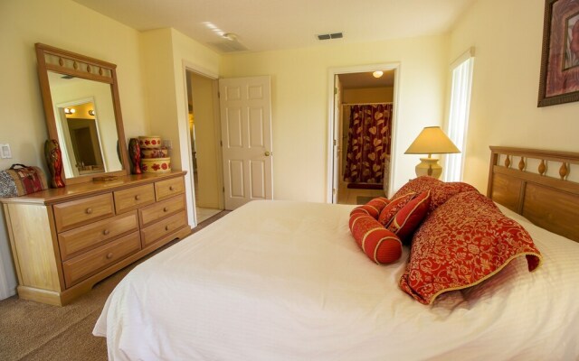 Golfers Escape Pool Moesbergen 4 Bedroom Home