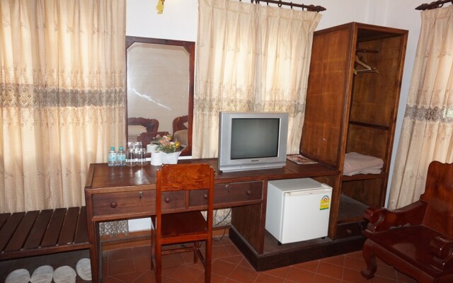 Sene Huaphanh Guest House