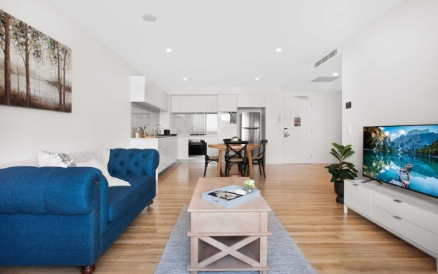 Surfers Paradise 1-bed With Stunning Views & Pool – Guest Rooms – Gold Coast