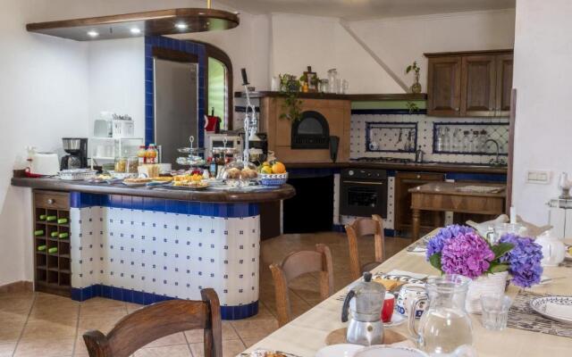 Bed  Breakfast Villa Monica