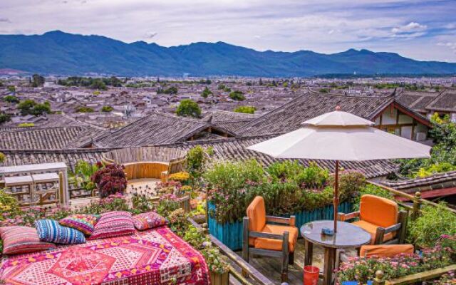 Lijiang Yue Gu Lou Inn