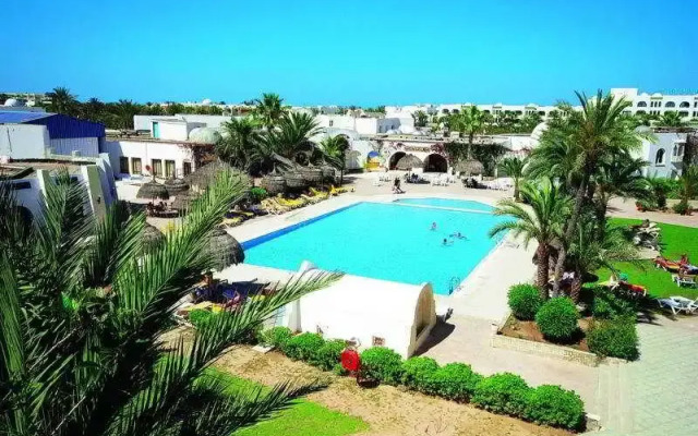 Adonis Djerba