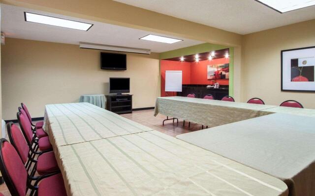 Quality Inn Airport East
