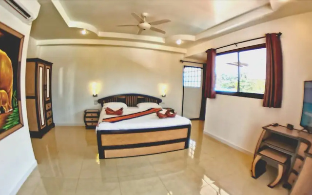 Tucheland Luxury Villa Pattaya 7BR