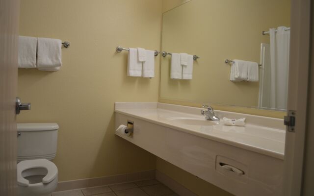 Motel 6 Anchorage, AK - Midtown