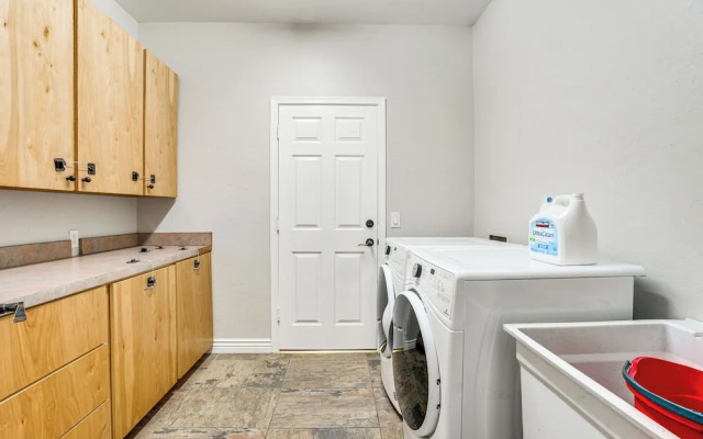 Desert Abode w/ Patio & Pool in Goodyear!