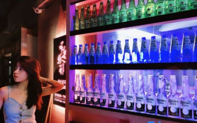 Nanguodehaizi Designer Guesthouse(Weizhou Island Nanwan No.2 store)