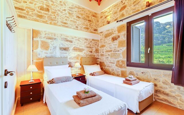 Cretan Kera Villa Heated Pool