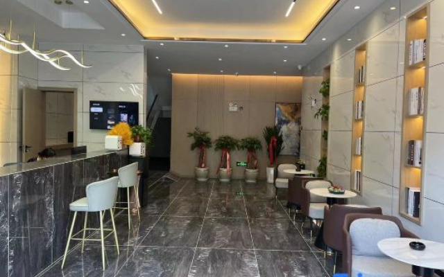 Shangjing Zhongxuan Hotel (Wayaoba Branch)
