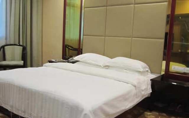 Liping Grand Hotel