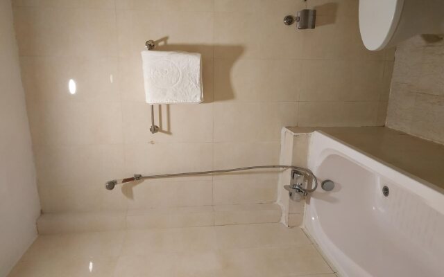 Tulip Hotel Vu Ngoc Phan